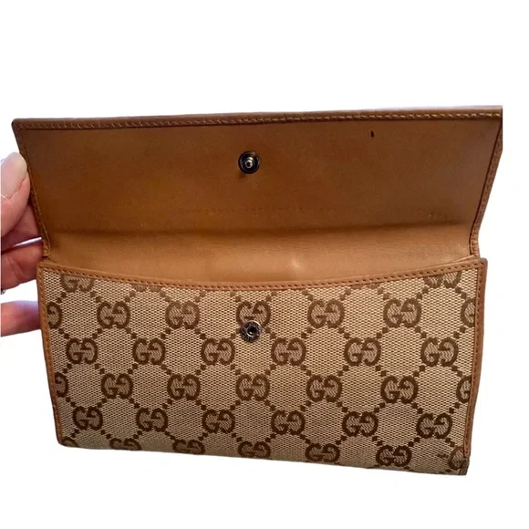 Gucci GG Signature Long Wallet - Picture 3 of 12